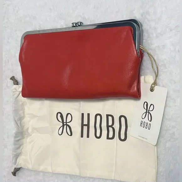 HOBO Lauren NWT Scarlet Leather Wristlet - Picture 6 of 10